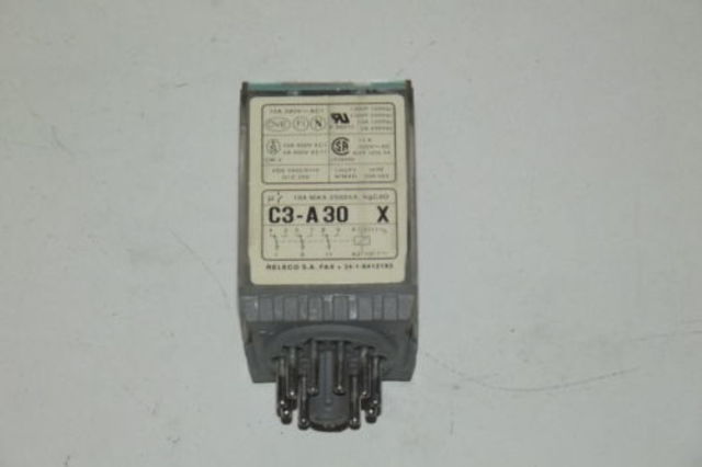 RELECO C3-A30X/AC230V Relé undecal MRC de aplicación general 3 contactos inversores C3-A30X 230V CA